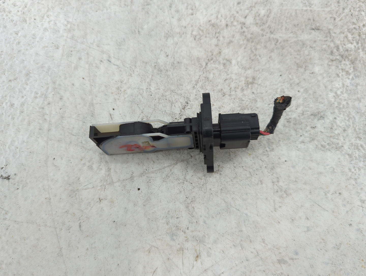 2016-2019 Nissan Sentra Mass Air Flow Meter Maf 1486244 - Oemusedautoparts1.com