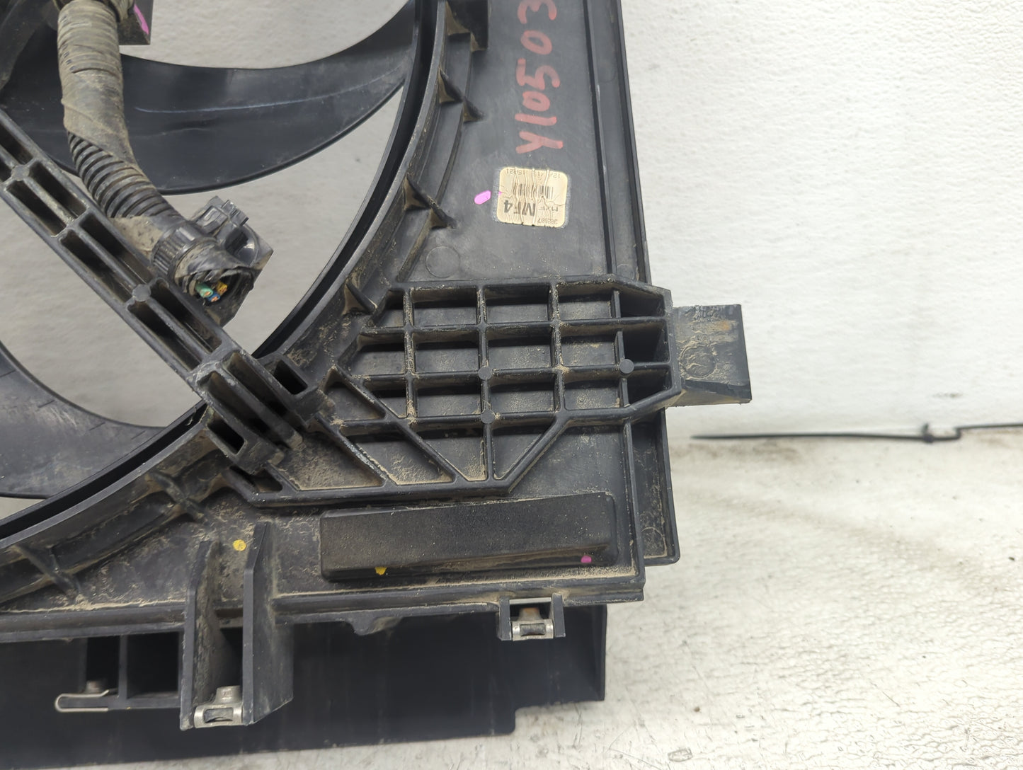 2019 Nissan Sentra Electric Radiator Cooling Fan Motor Assembly P/N:21403 9APOA Fits OEM Used Auto Parts - Oemusedautoparts1