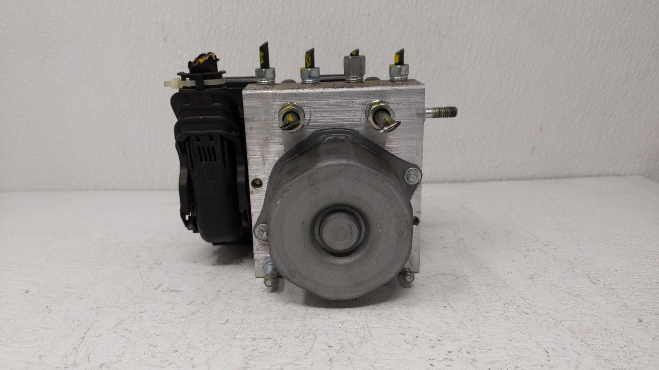 2016-2019 Nissan Sentra ABS Pump Control Module Replacement P/N:2265106527 0265259785 Fits Fits 2016 2017 2018 2019 OEM Used