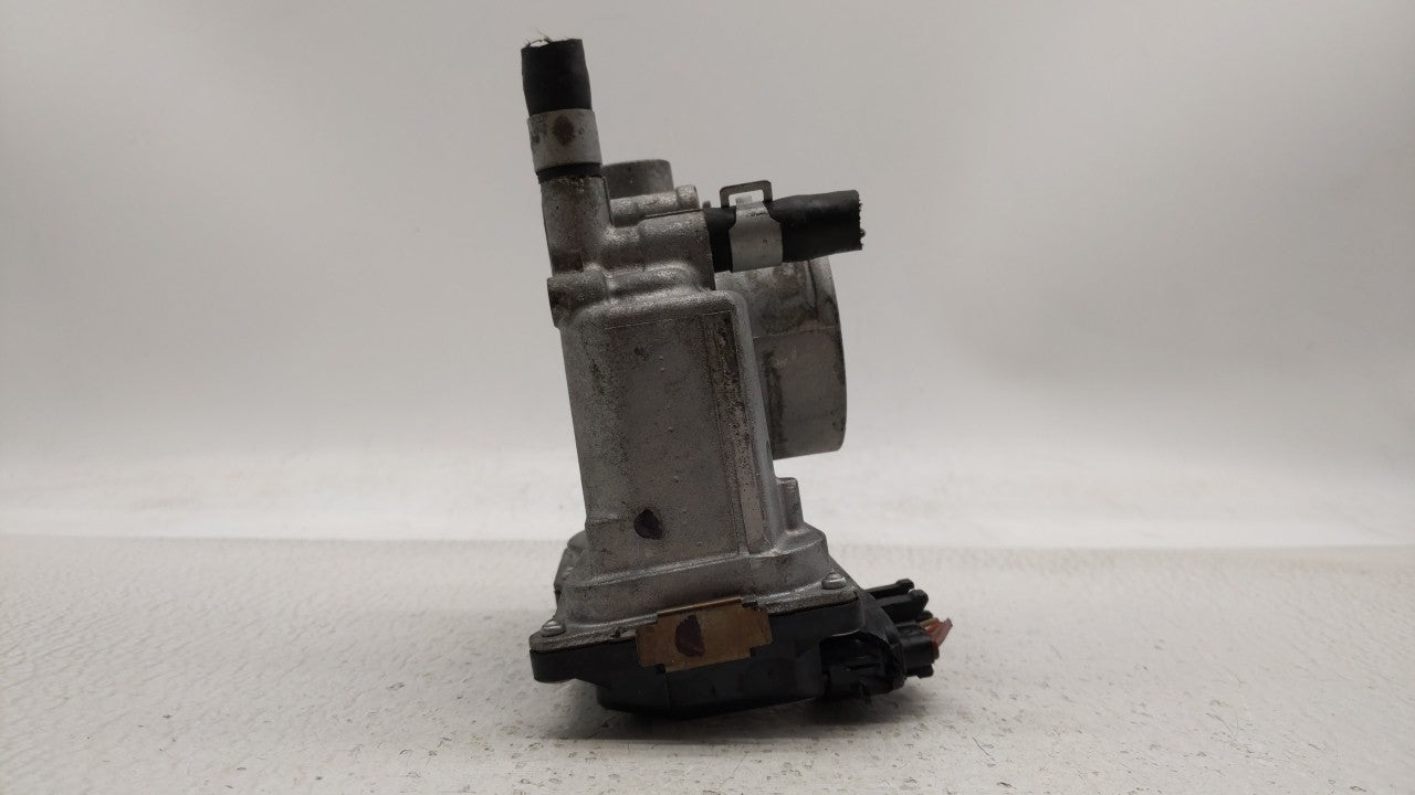 2013-2019 Nissan Sentra Throttle Body P/N:3RA60-01 C 3RA60-01 E, 3RA60-01 D Fits Fits 2013 2014 2015 2016 2017 2018 2019 OEM
