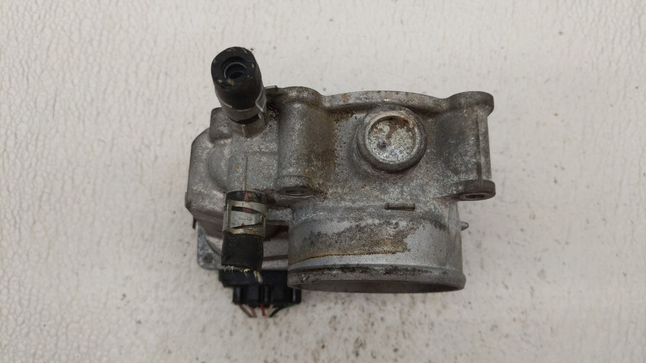 2013-2019 Nissan Sentra Throttle Body P/N:3RA60-01 C 3RA60-01 E, 3RA60-01 D Fits Fits 2013 2014 2015 2016 2017 2018 2019 OEM