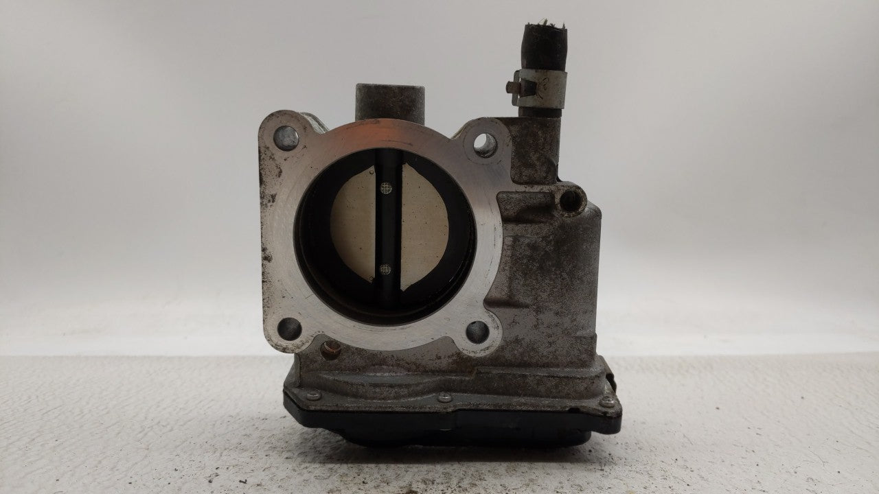 2013-2019 Nissan Sentra Throttle Body P/N:3RA60-01 C 3RA60-01 E, 3RA60-01 D Fits Fits 2013 2014 2015 2016 2017 2018 2019 OEM