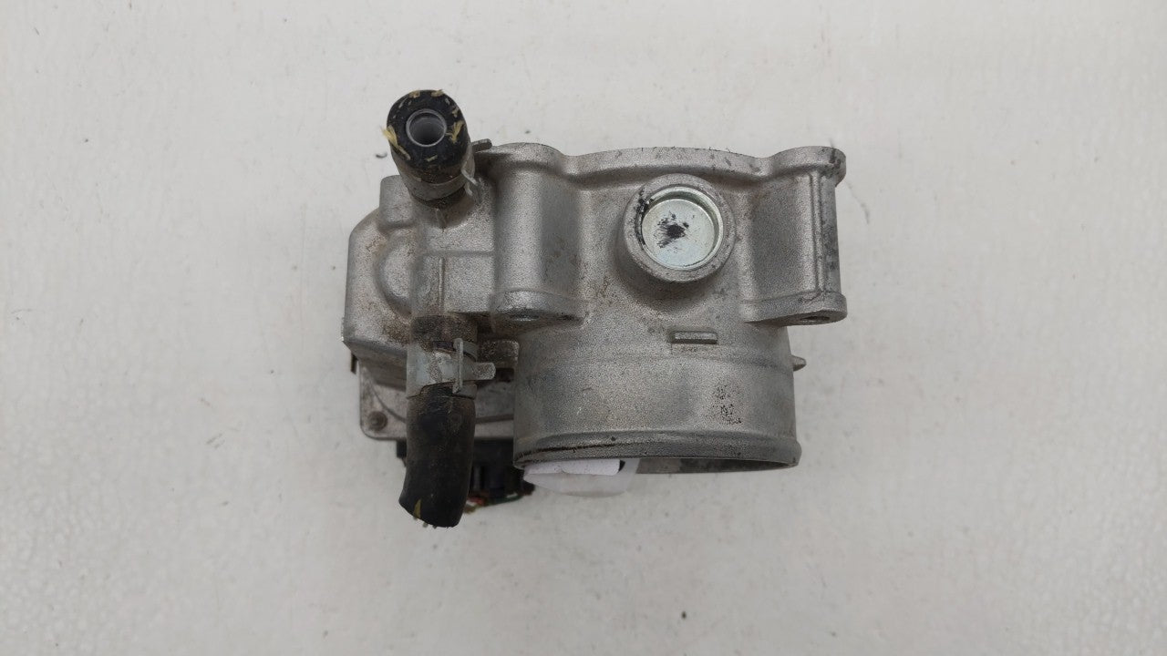 2013-2019 Nissan Sentra Throttle Body P/N:3RA60-01 C 3RA60-01 E, 3RA60-01 D Fits Fits 2013 2014 2015 2016 2017 2018 2019 OEM