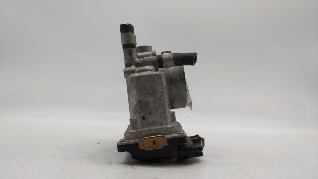 2013-2019 Nissan Sentra Throttle Body P/N:3RA60-01 C 3RA60-01 E, 3RA60-01 D Fits Fits 2013 2014 2015 2016 2017 2018 2019 OEM