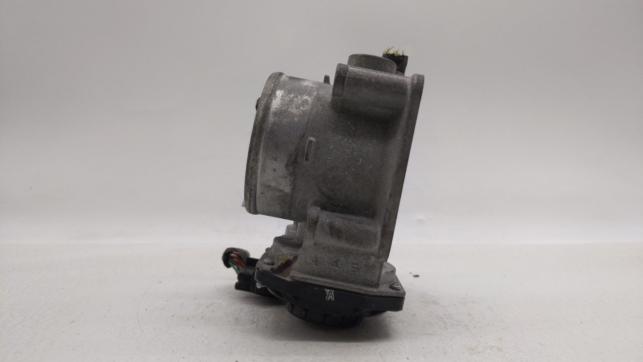2013-2019 Nissan Sentra Throttle Body P/N:3RA60-01 C 3RA60-01 E, 3RA60-01 D Fits Fits 2013 2014 2015 2016 2017 2018 2019 OEM