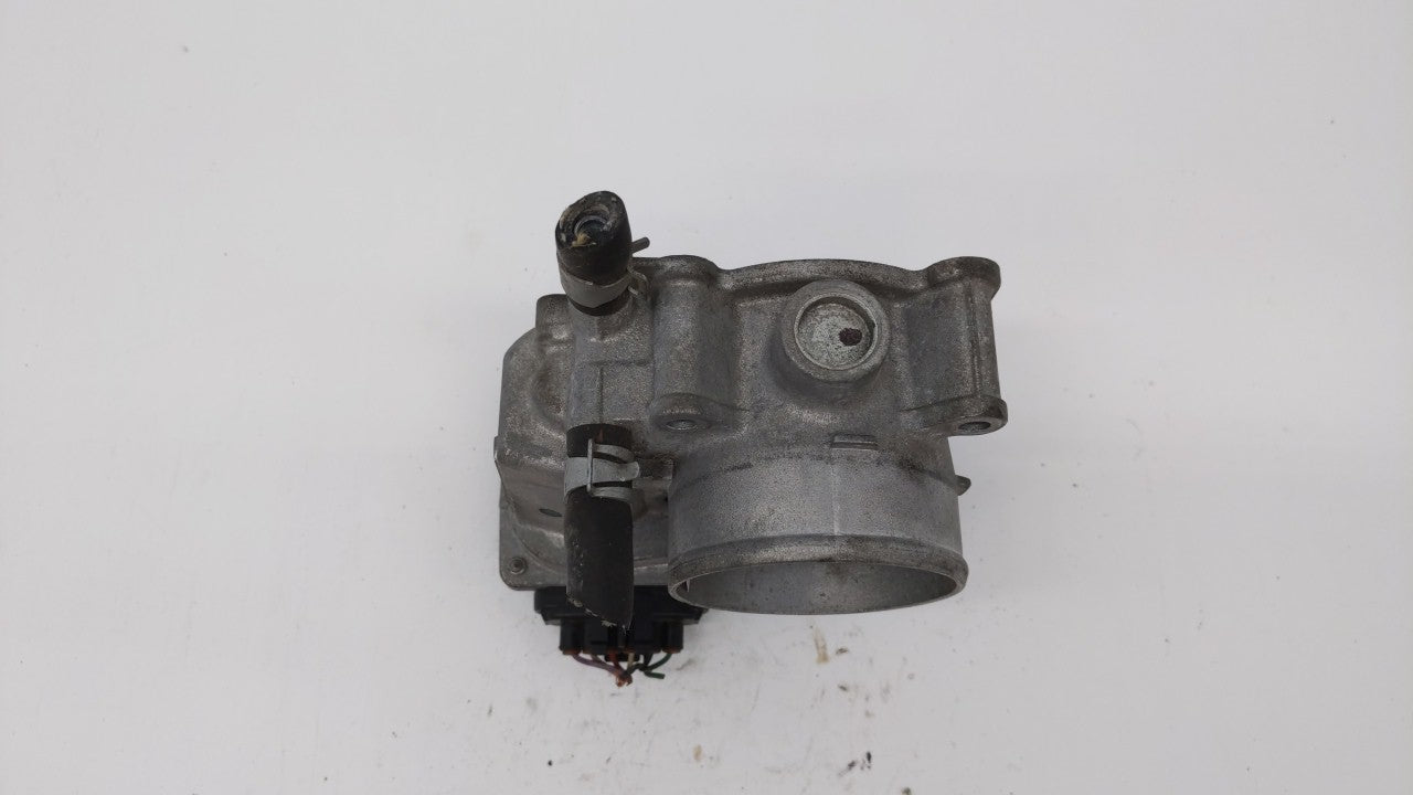 2013-2019 Nissan Sentra Throttle Body P/N:3RA60-01 C 3RA60-01 E, 3RA60-01 D Fits Fits 2013 2014 2015 2016 2017 2018 2019 OEM