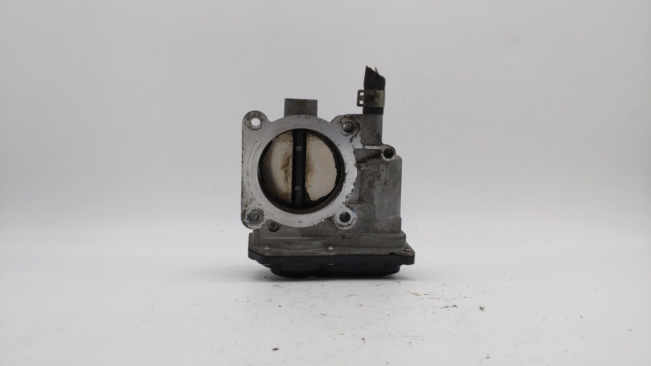 2013-2019 Nissan Sentra Throttle Body P/N:3RA60-01 C 3RA60-01 E, 3RA60-01 D Fits Fits 2013 2014 2015 2016 2017 2018 2019 OEM