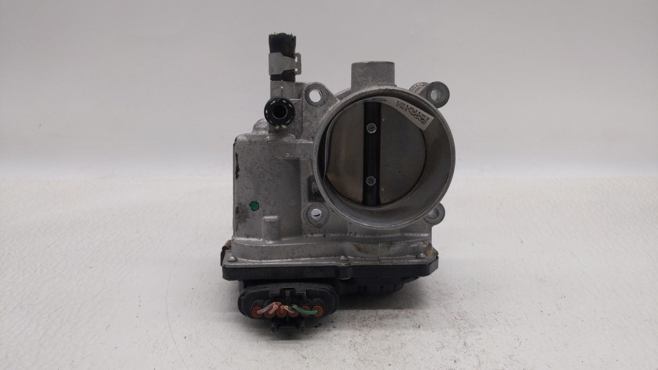 2013-2019 Nissan Sentra Throttle Body P/N:3RA60-01 C 3RA60-01 E, 3RA60-01 D Fits Fits 2013 2014 2015 2016 2017 2018 2019 OEM