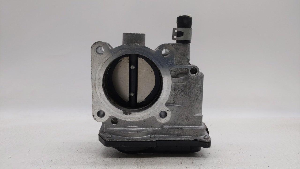 2013-2019 Nissan Sentra Throttle Body P/N:3RA60-01 C 3RA60-01 E, 3RA60-01 D Fits Fits 2013 2014 2015 2016 2017 2018 2019 OEM