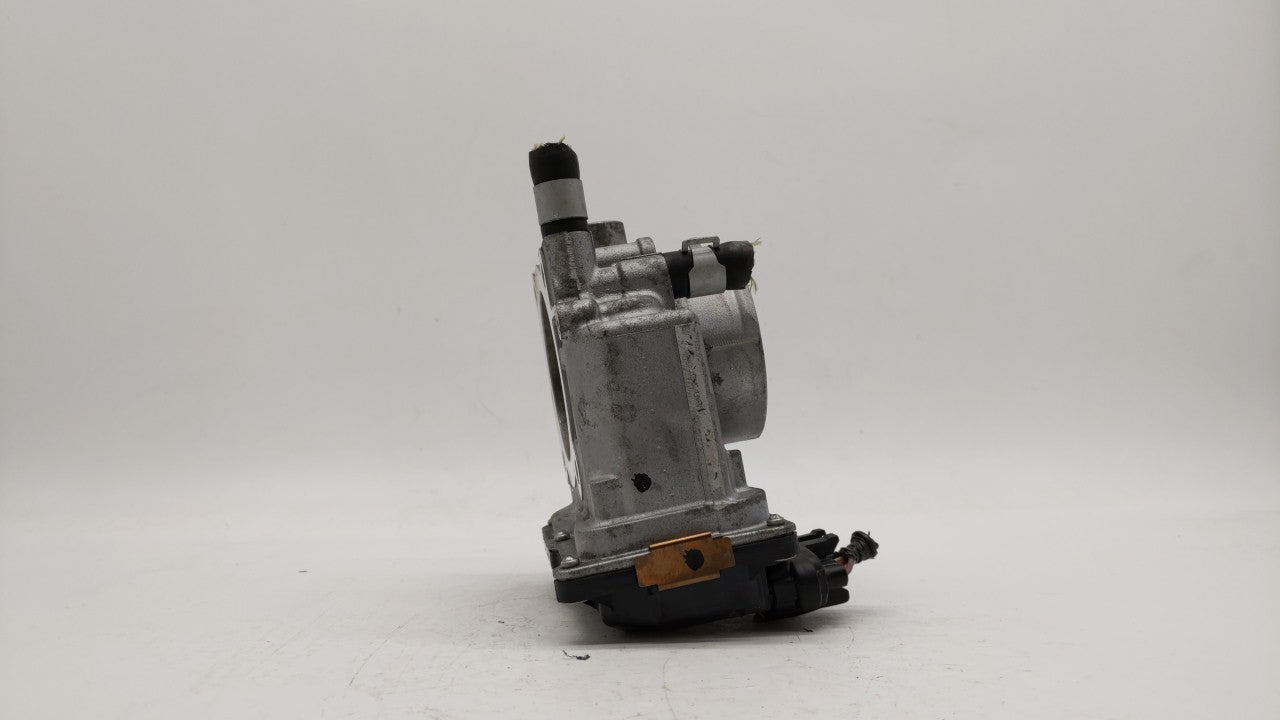 2013-2019 Nissan Sentra Throttle Body P/N:3RA60-01 C 3RA60-01 E, 3RA60-01 D Fits Fits 2013 2014 2015 2016 2017 2018 2019 OEM