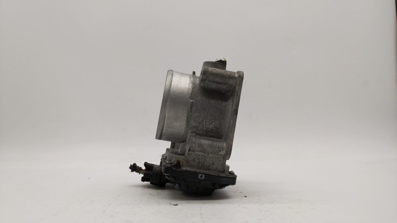 2013-2019 Nissan Sentra Throttle Body P/N:3RA60-01 C 3RA60-01 E, 3RA60-01 D Fits Fits 2013 2014 2015 2016 2017 2018 2019 OEM