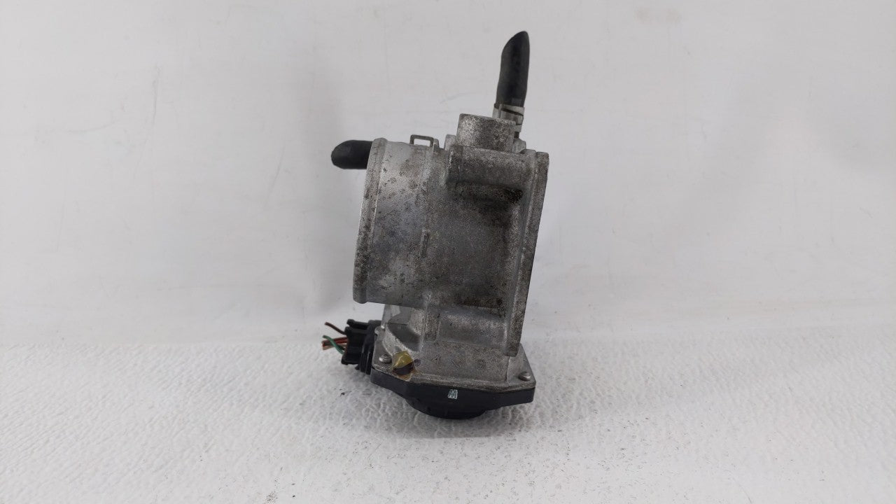 2013-2019 Nissan Sentra Throttle Body P/N:3RA60-01 C 3RA60-01 E, 3RA60-01 D Fits Fits 2013 2014 2015 2016 2017 2018 2019 OEM