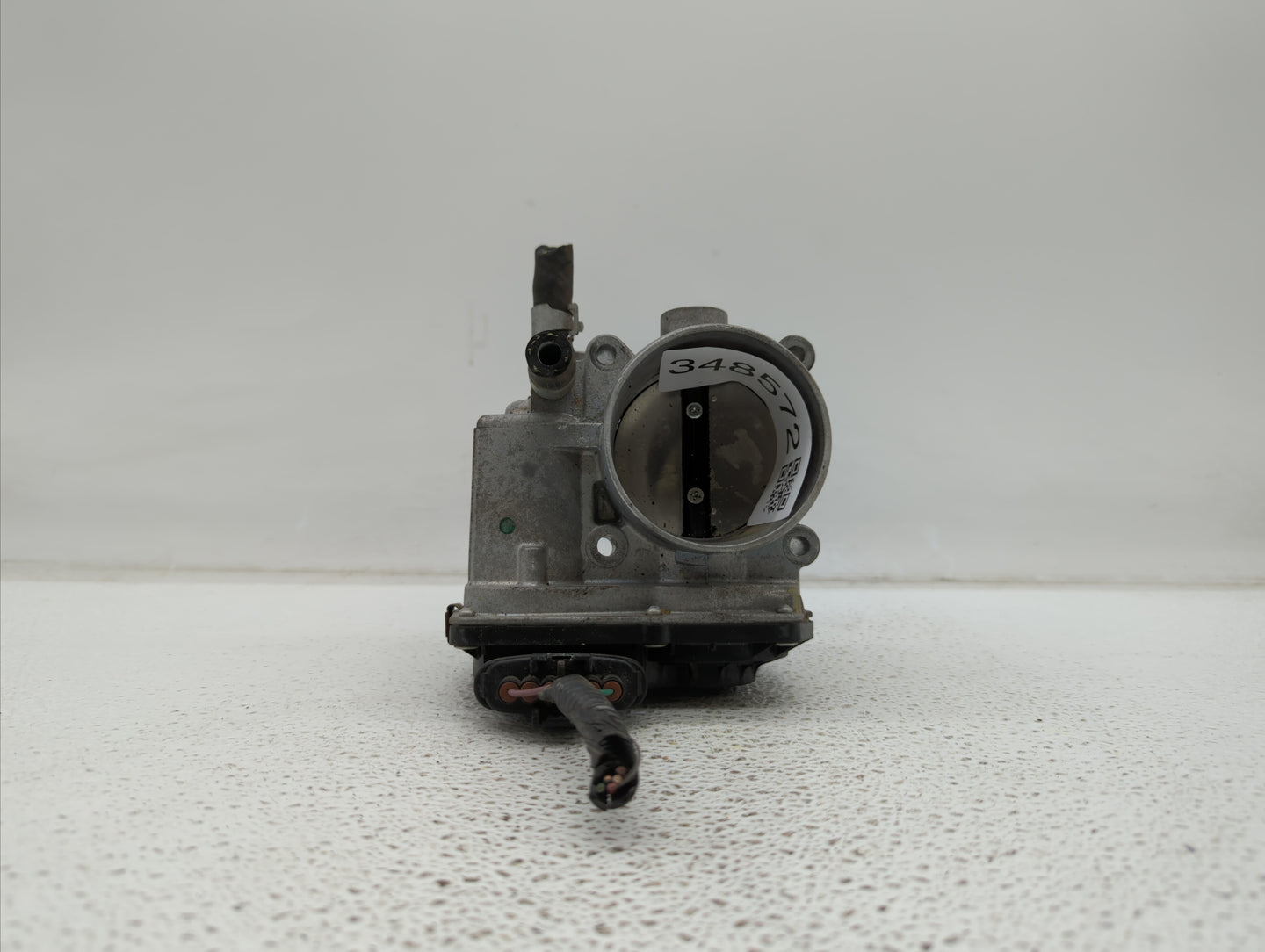 2013-2019 Nissan Sentra Throttle Body P/N:3RA60-01 C 3RA60-01 E, 3RA60-01 D Fits Fits 2013 2014 2015 2016 2017 2018 2019 OEM