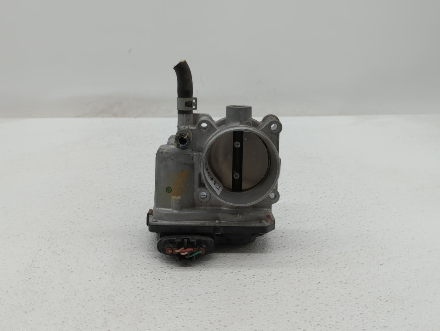 2013-2019 Nissan Sentra Throttle Body P/N:3RA60-01 C 3RA60-01 E, 3RA60-01 D Fits Fits 2013 2014 2015 2016 2017 2018 2019 OEM