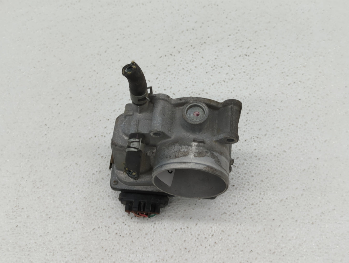 2013-2019 Nissan Sentra Throttle Body P/N:3RA60-01 C 3RA60-01 E, 3RA60-01 D Fits Fits 2013 2014 2015 2016 2017 2018 2019 OEM