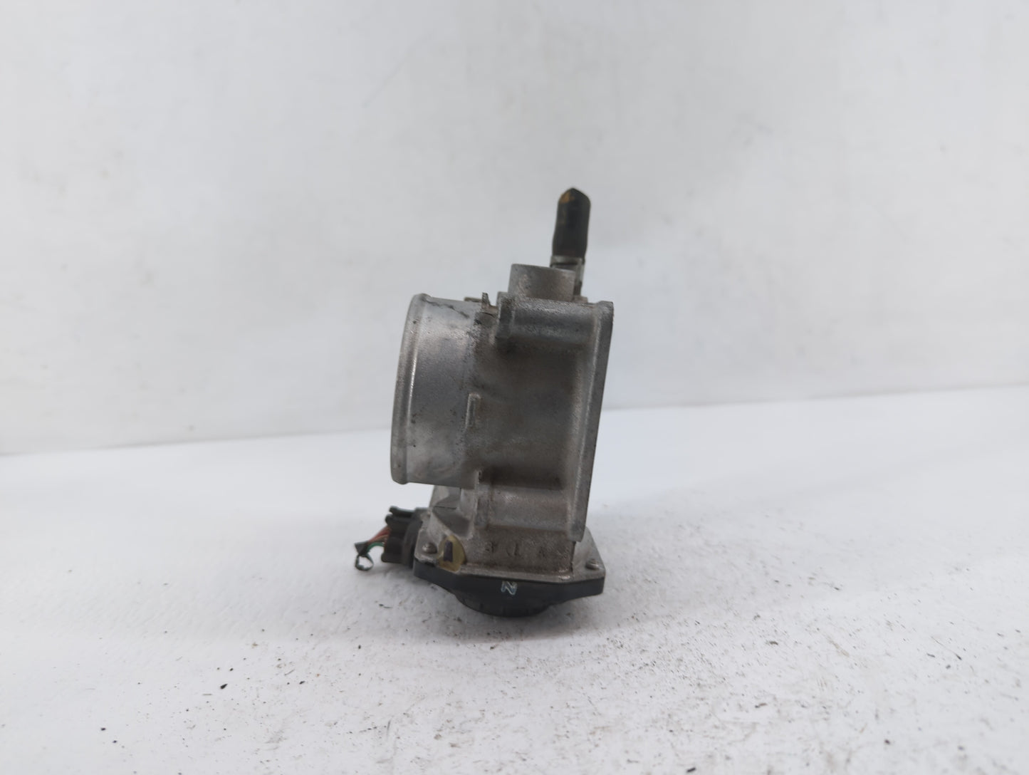 2013-2019 Nissan Sentra Throttle Body P/N:3RA60-01 C 3RA60-01 E, 3RA60-01 D Fits Fits 2013 2014 2015 2016 2017 2018 2019 OEM