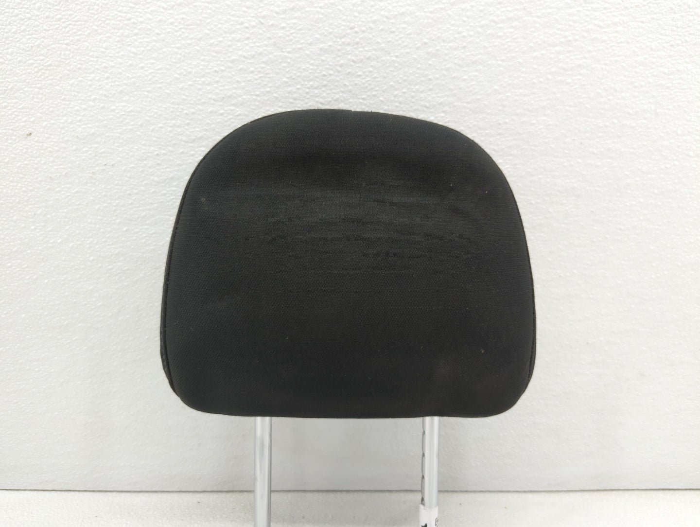 2017-2019 Nissan Sentra Headrest Head Rest Front Driver Passenger Seat - Oemusedautoparts1.com