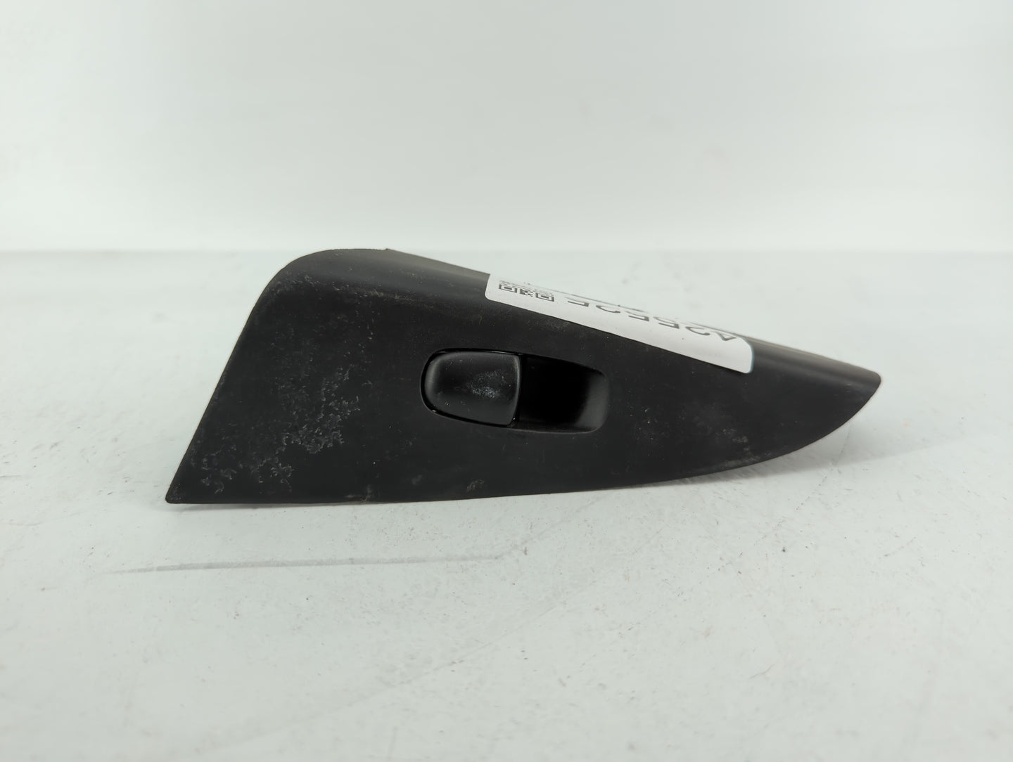 2013-2019 Nissan Sentra Passenger Right Power Window Switch - Oemusedautoparts1.com