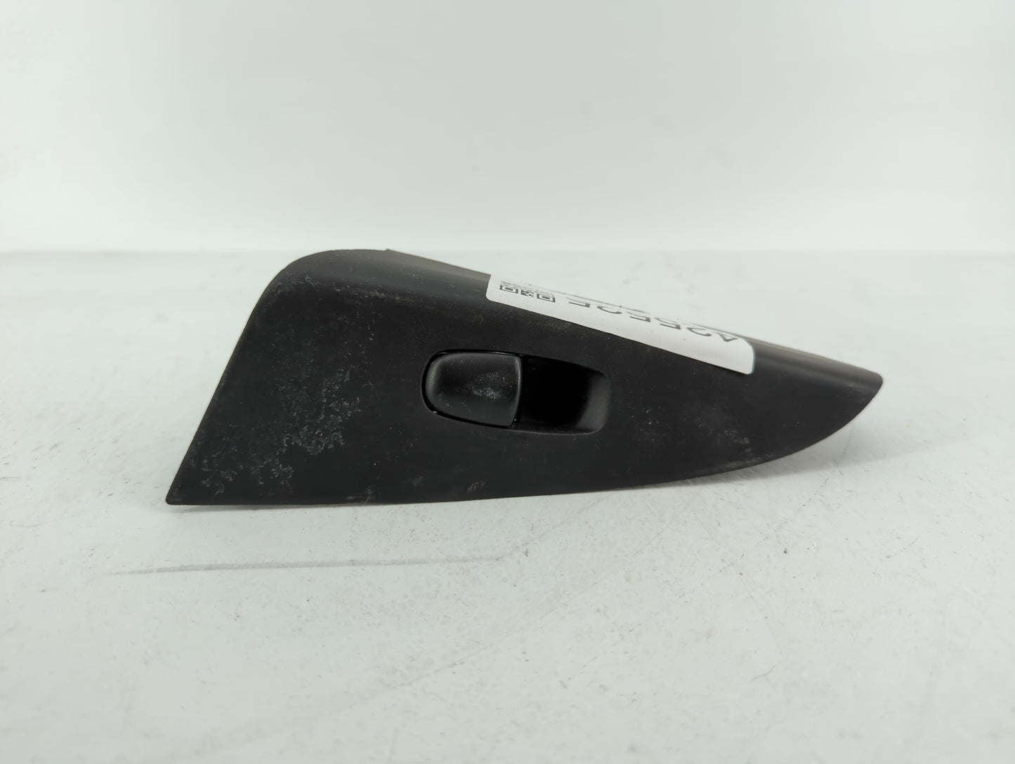 2013-2019 Nissan Sentra Passenger Right Power Window Switch - Oemusedautoparts1.com