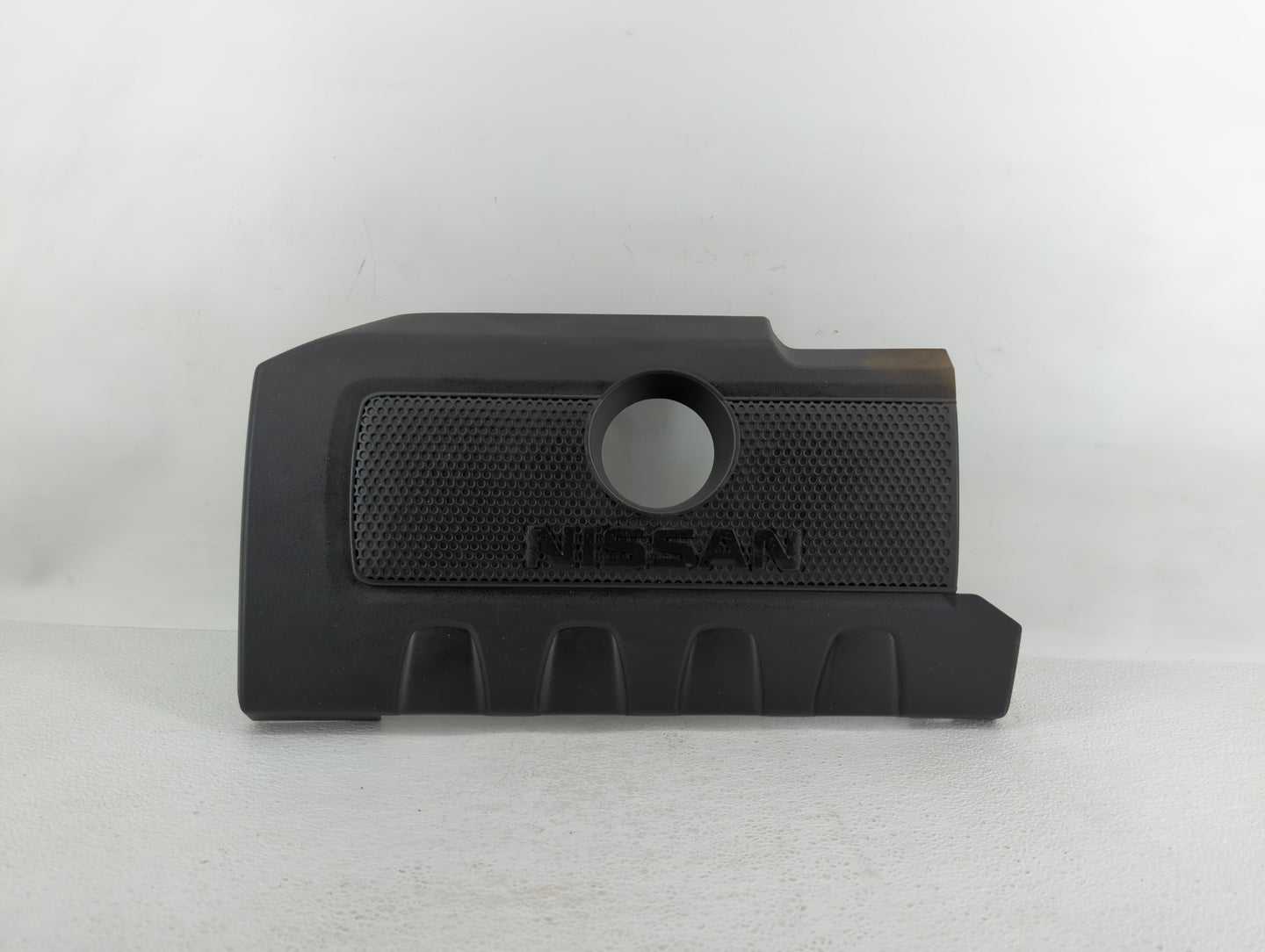 2019 Nissan Sentra Engine Cover - Oemusedautoparts1.com