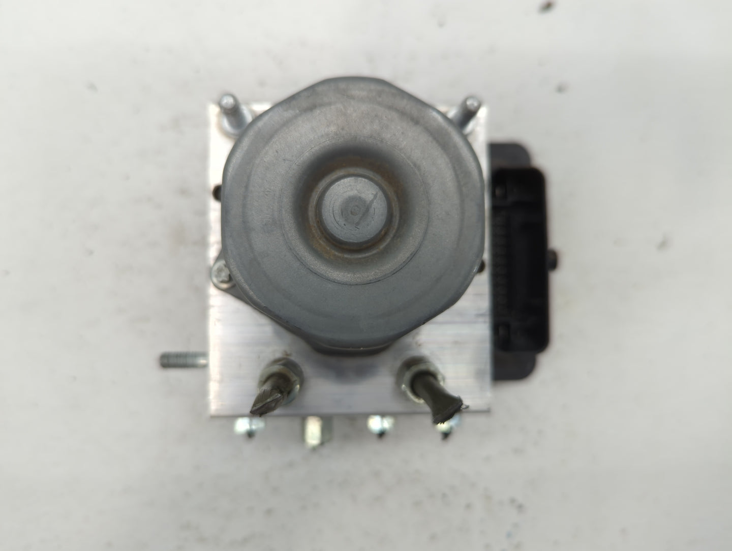 2019 Nissan Sentra ABS Pump Control Module Replacement P/N:269 886 47660 5UD0C, 47660 9AK0D Fits OEM Used Auto Parts - Oemus