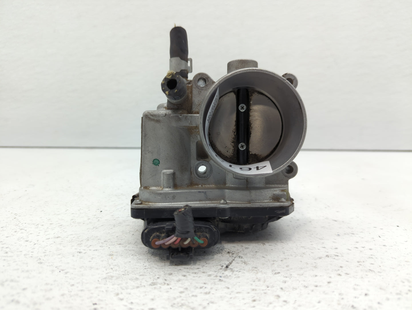 2013-2019 Nissan Sentra Throttle Body P/N:3RA60-01 E 3RA60-01 A, 3RA60-01 C Fits Fits 2013 2014 2015 2016 2017 2018 2019 OEM