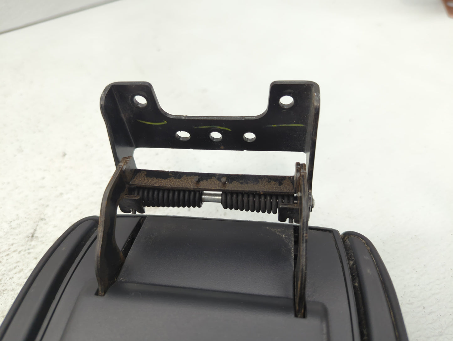 2019 Nissan Sentra Overhead Roof Console Black - Oemusedautoparts1.com