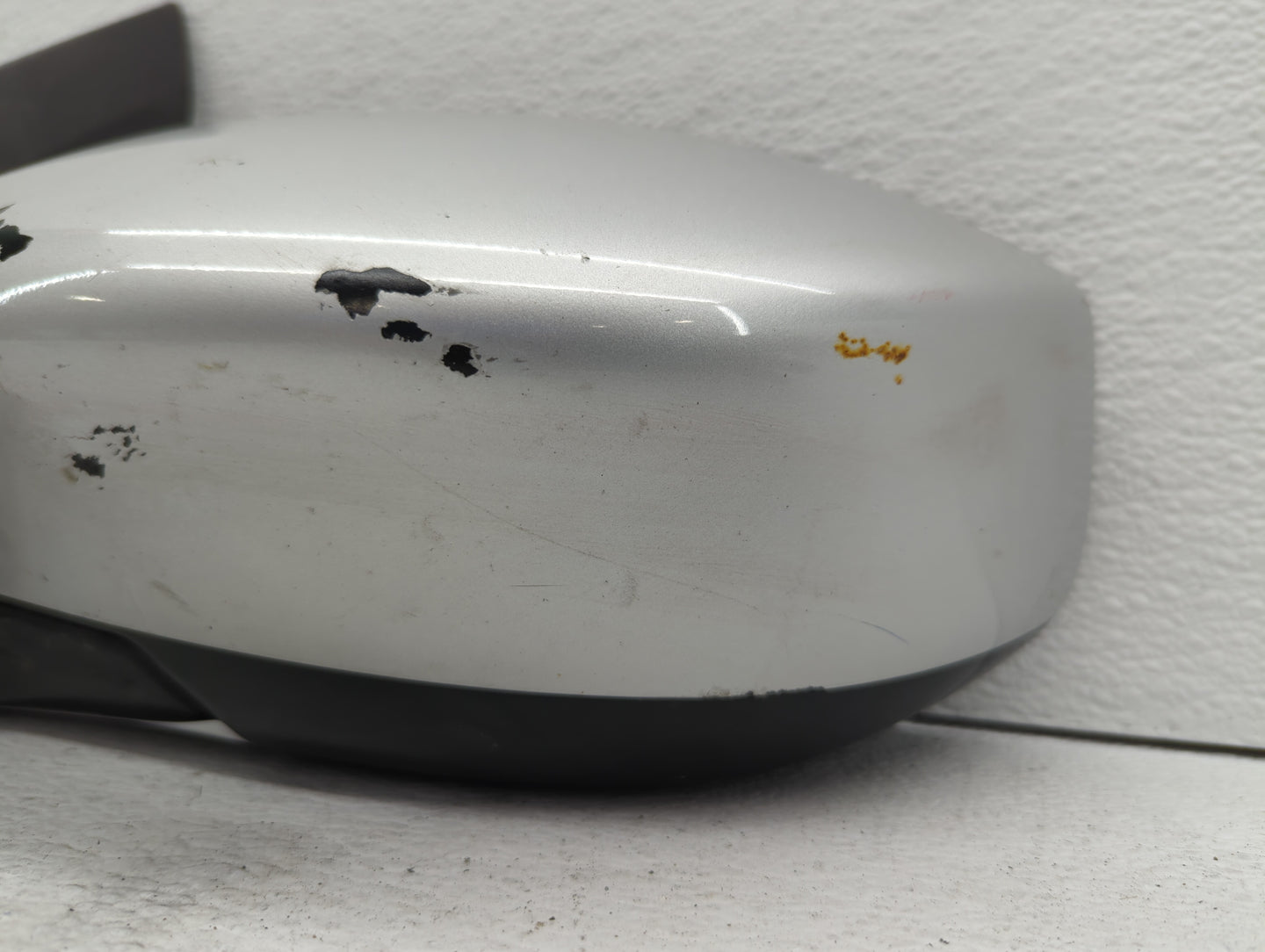 2016-2019 Nissan Sentra Driver Side View Mirror - Left Door Mirror OEM Used - Oemusedautoparts1.com