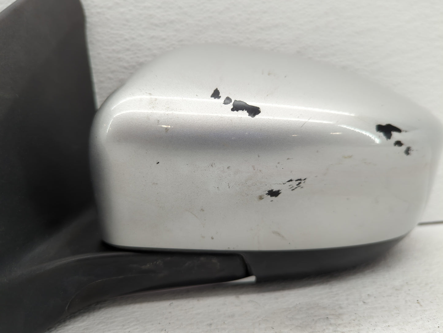 2016-2019 Nissan Sentra Driver Side View Mirror - Left Door Mirror OEM Used - Oemusedautoparts1.com