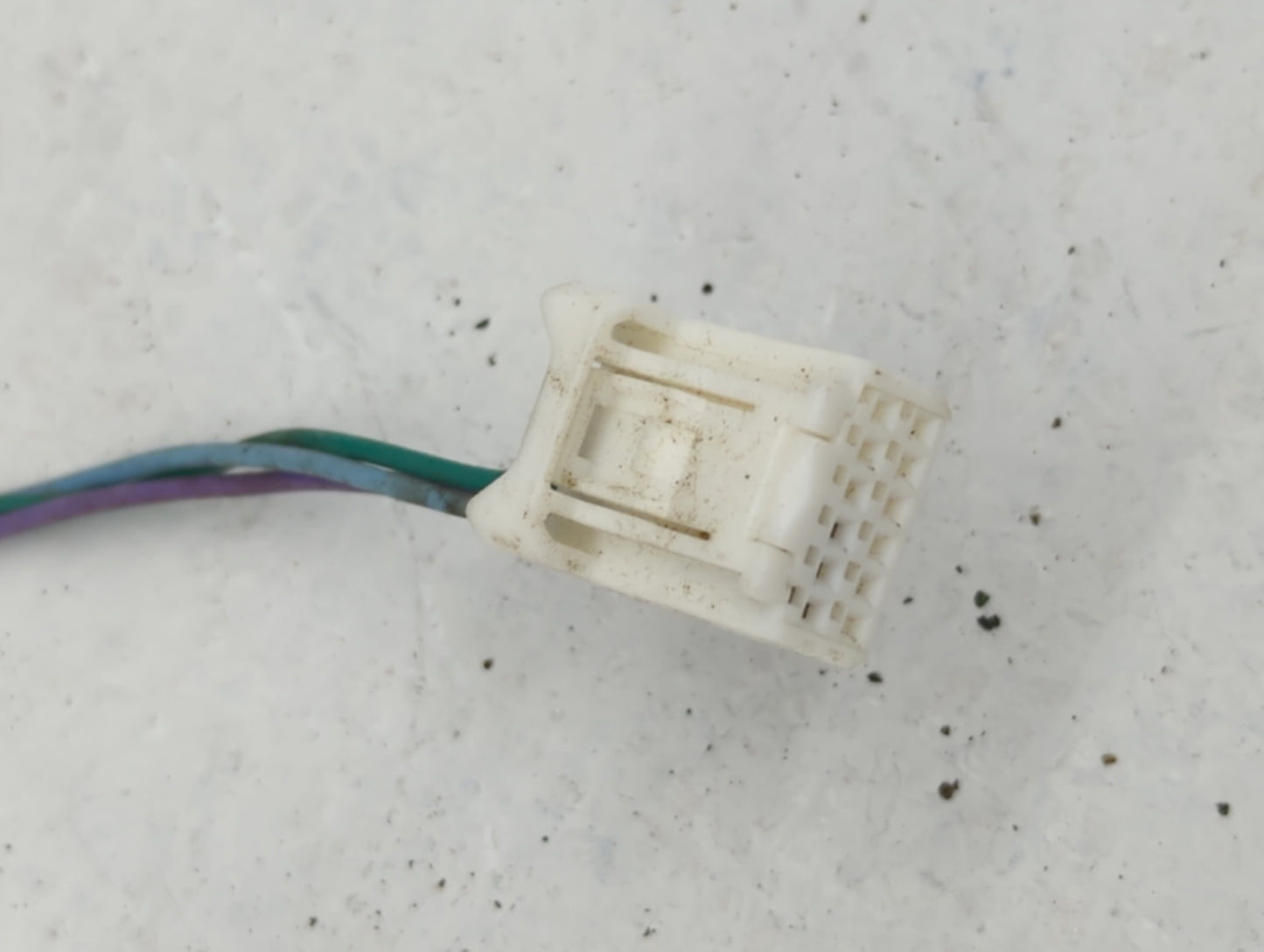 2016-2019 Nissan Sentra Driver Side View Mirror - Left Door Mirror OEM Used - Oemusedautoparts1.com