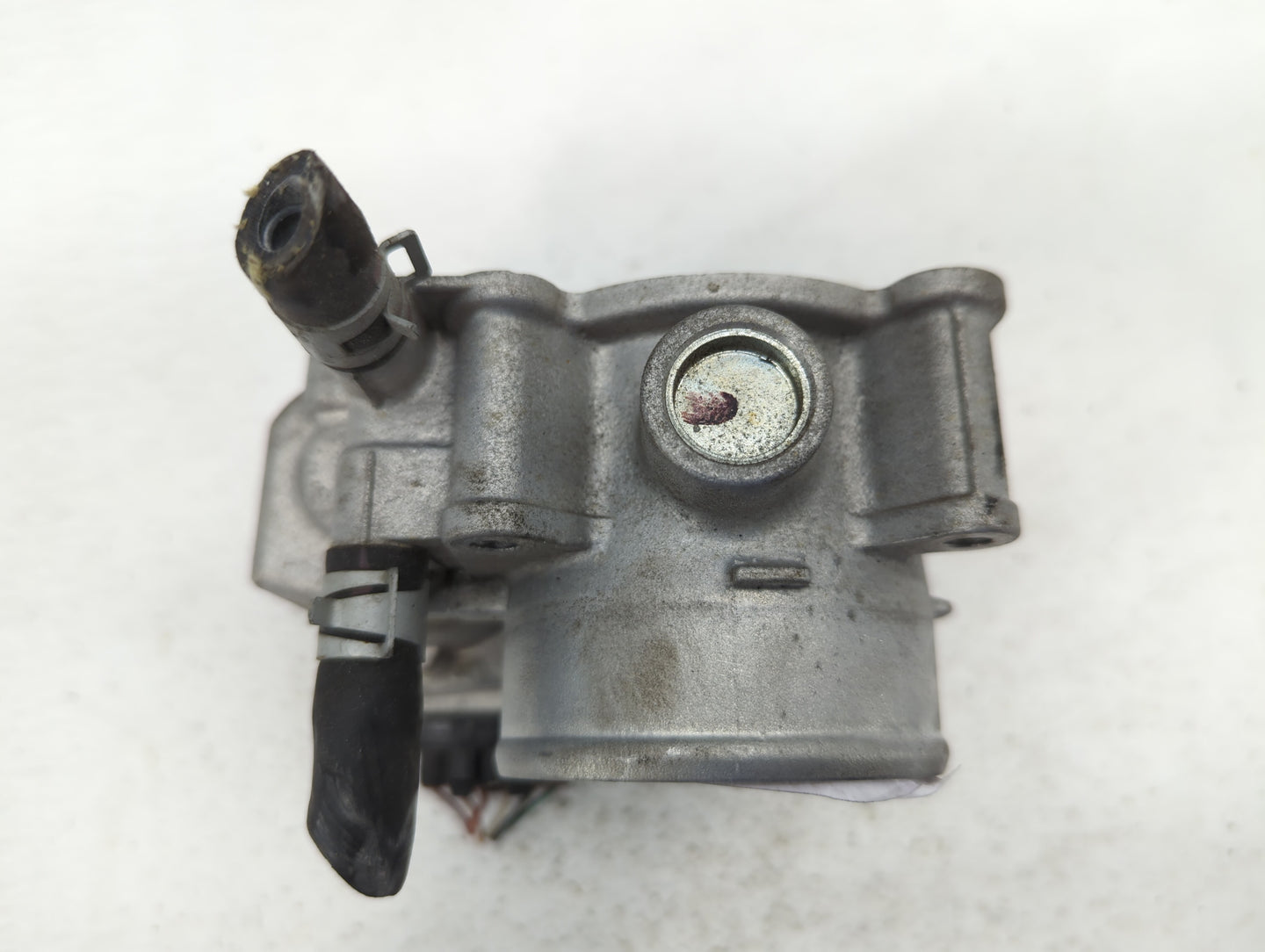 2013-2019 Nissan Sentra Throttle Body P/N:3RA60-01 E Fits Fits 2013 2014 2015 2016 2017 2018 2019 OEM Used Auto Parts - Oemu