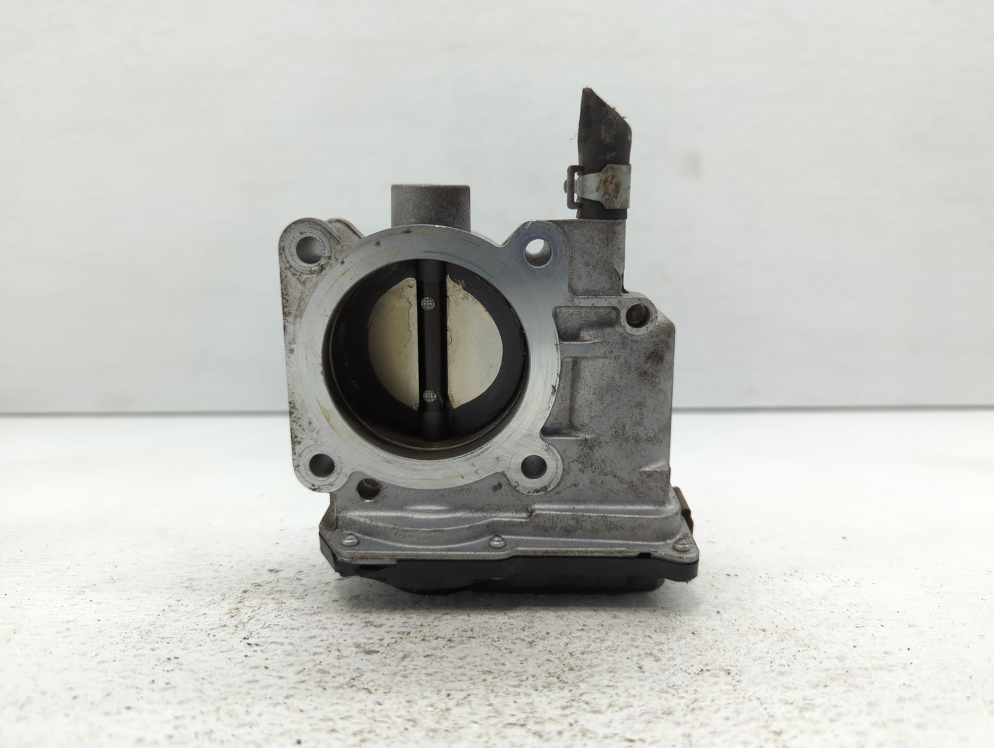 2013-2019 Nissan Sentra Throttle Body P/N:3RA60-01 E Fits Fits 2013 2014 2015 2016 2017 2018 2019 OEM Used Auto Parts - Oemu