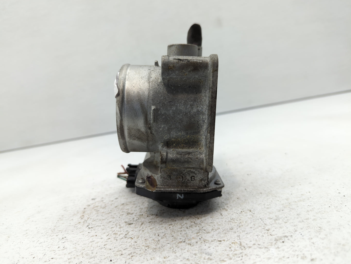 2013-2019 Nissan Sentra Throttle Body P/N:3RA60-01 E Fits Fits 2013 2014 2015 2016 2017 2018 2019 OEM Used Auto Parts - Oemu