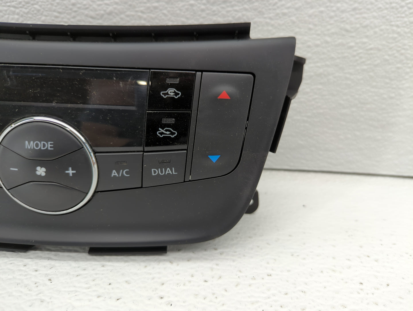 2015-2019 Nissan Sentra Climate Control Module Temperature AC/Heater Replacement P/N:27500 4AT4A Fits OEM Used Auto Parts - 