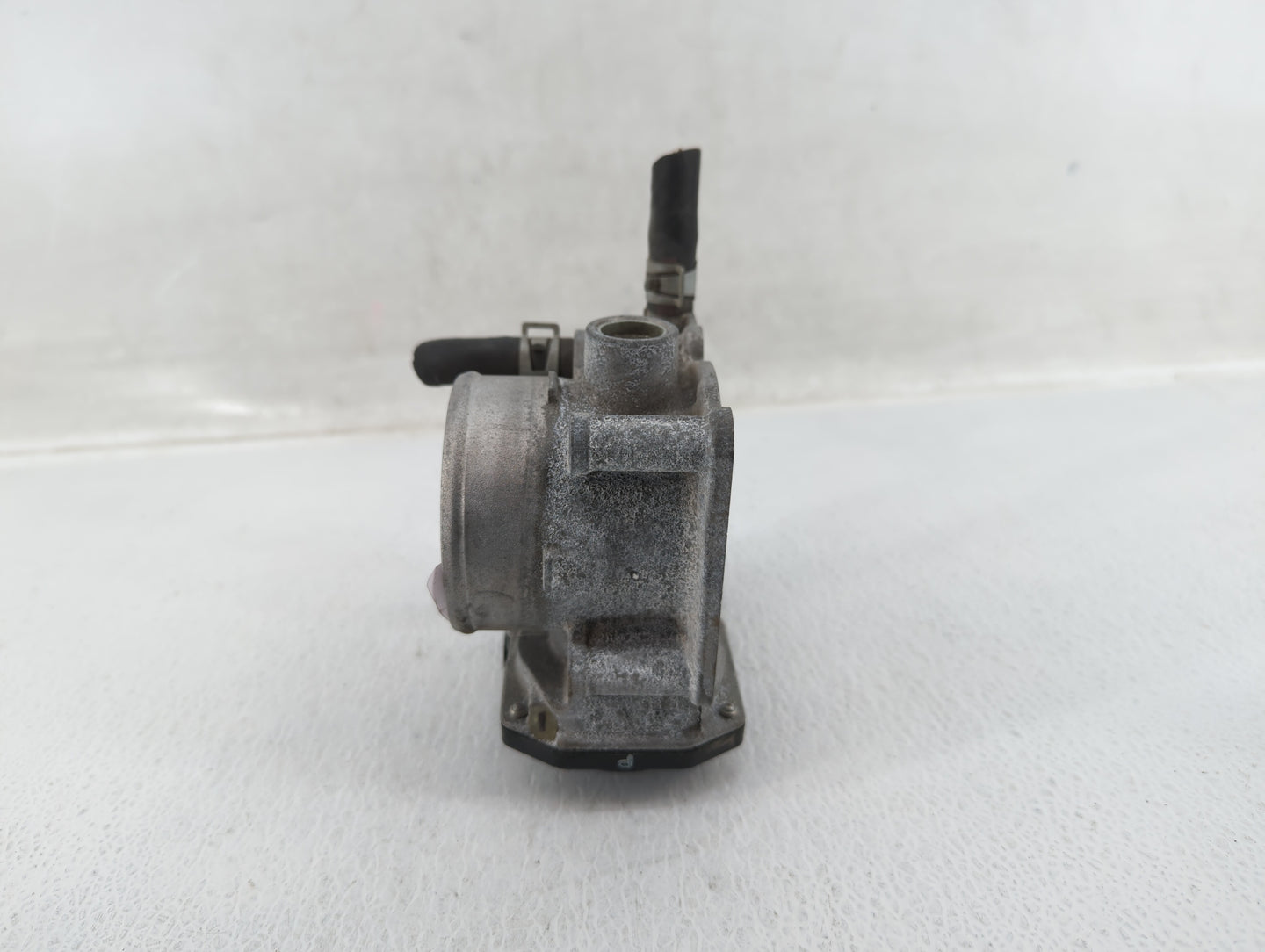 2013-2019 Nissan Sentra Throttle Body P/N:3RA60-01 D Fits Fits 2013 2014 2015 2016 2017 2018 2019 OEM Used Auto Parts - Oemu