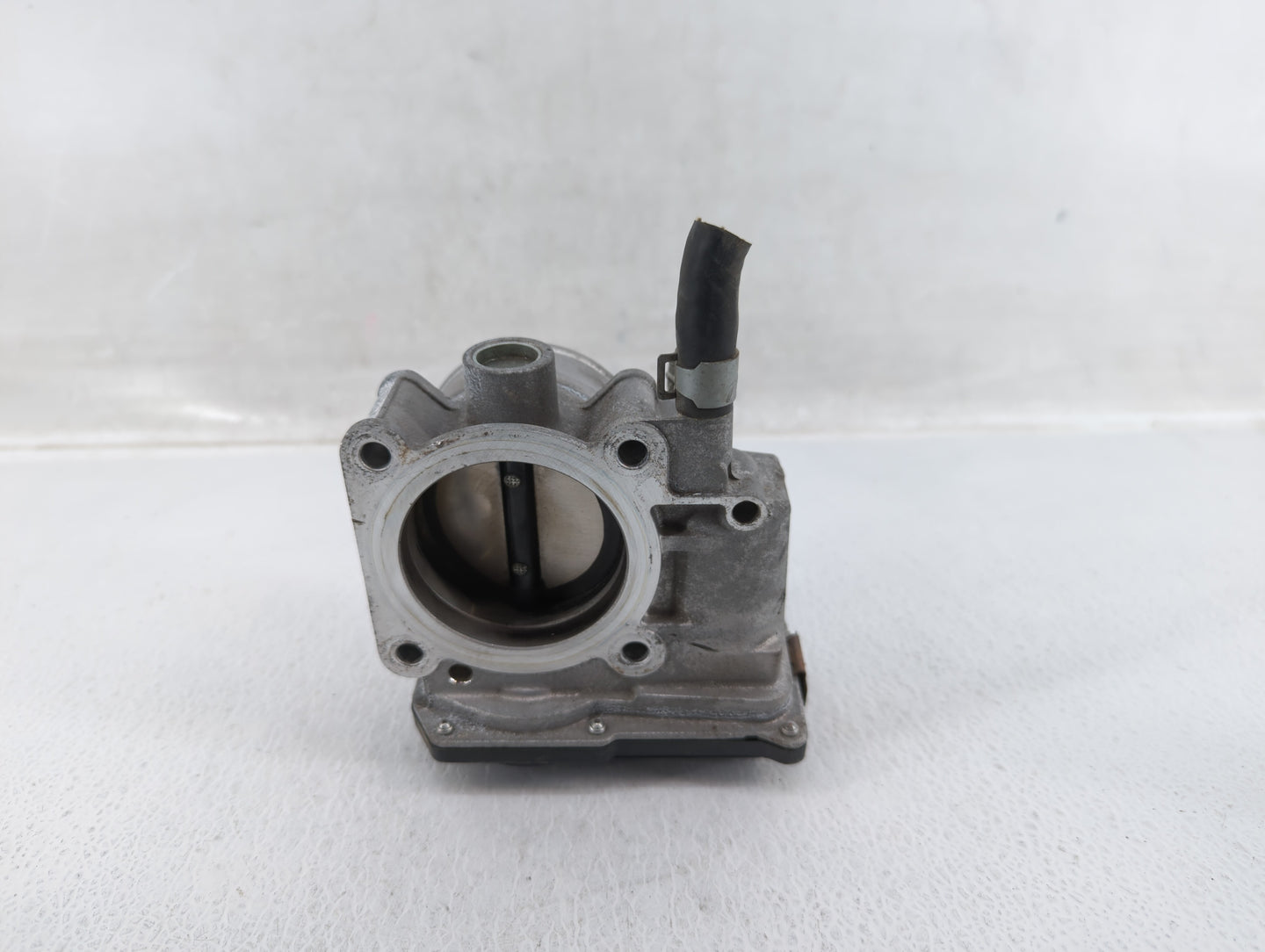 2013-2019 Nissan Sentra Throttle Body P/N:3RA60-01 D Fits Fits 2013 2014 2015 2016 2017 2018 2019 OEM Used Auto Parts - Oemu