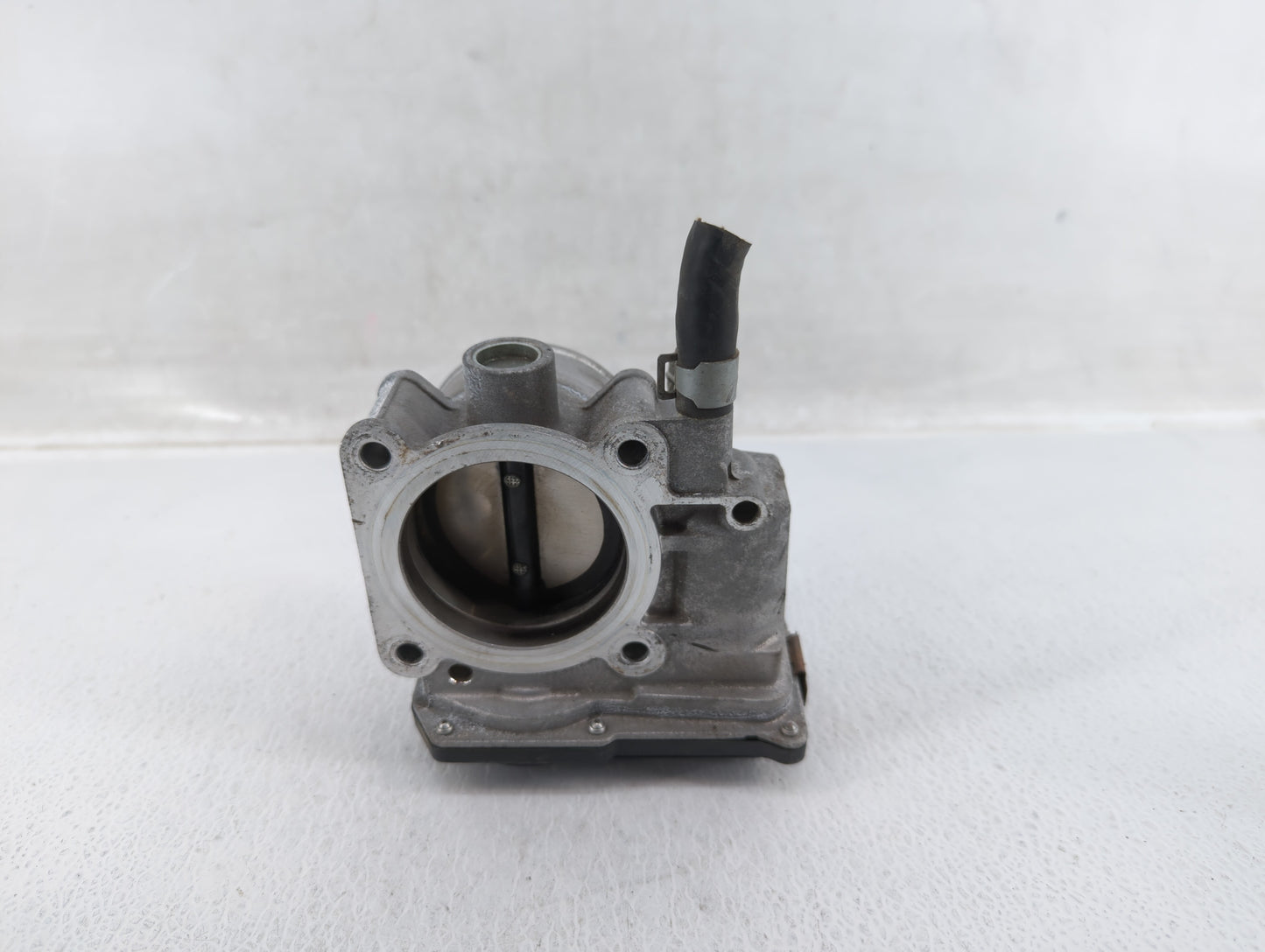 2013-2019 Nissan Sentra Throttle Body P/N:3RA60-01 D Fits Fits 2013 2014 2015 2016 2017 2018 2019 OEM Used Auto Parts - Oemu
