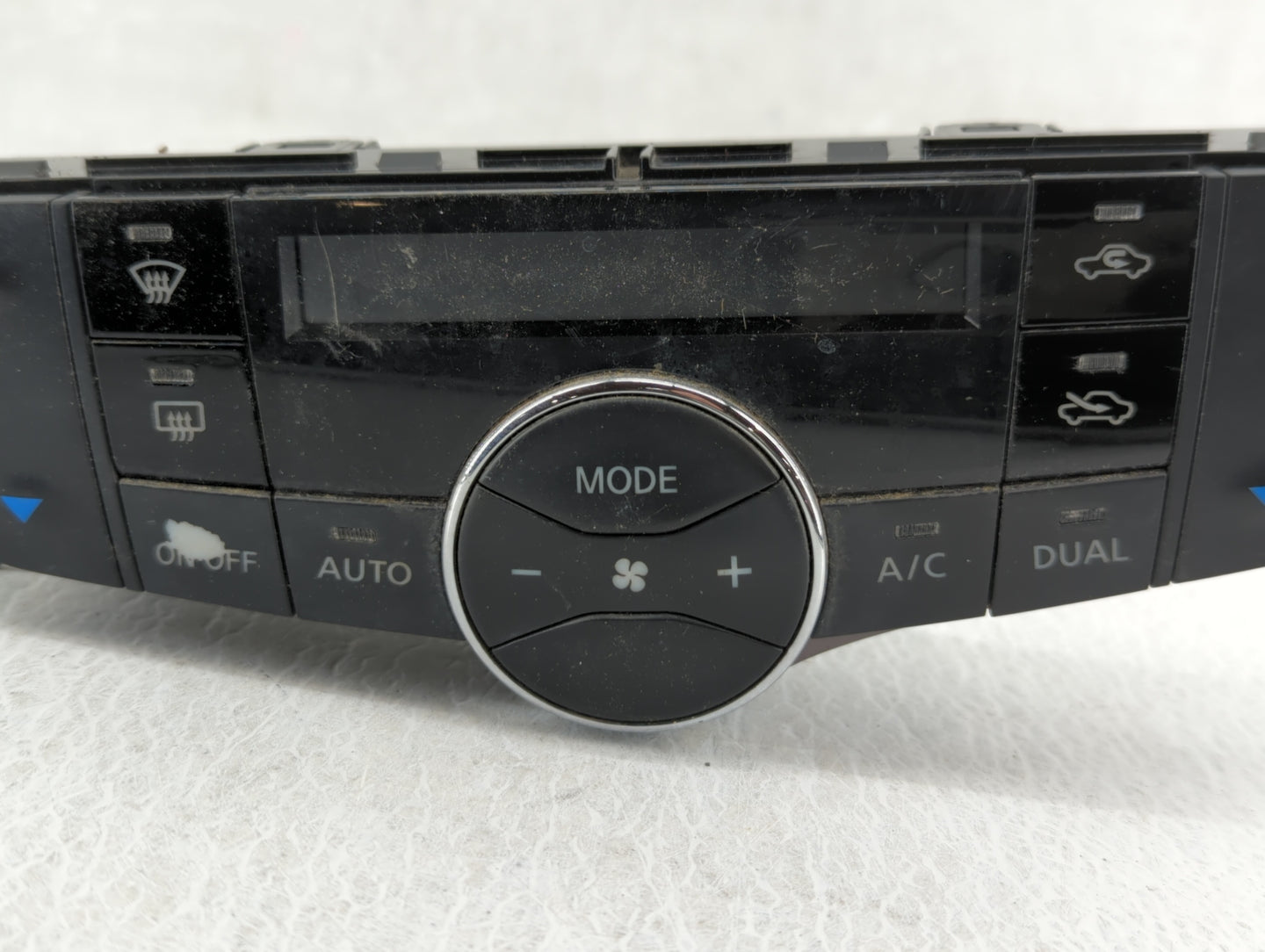 2015-2019 Nissan Sentra Climate Control Module Temperature AC/Heater Replacement P/N:27500 4AT4A Fits OEM Used Auto Parts - 
