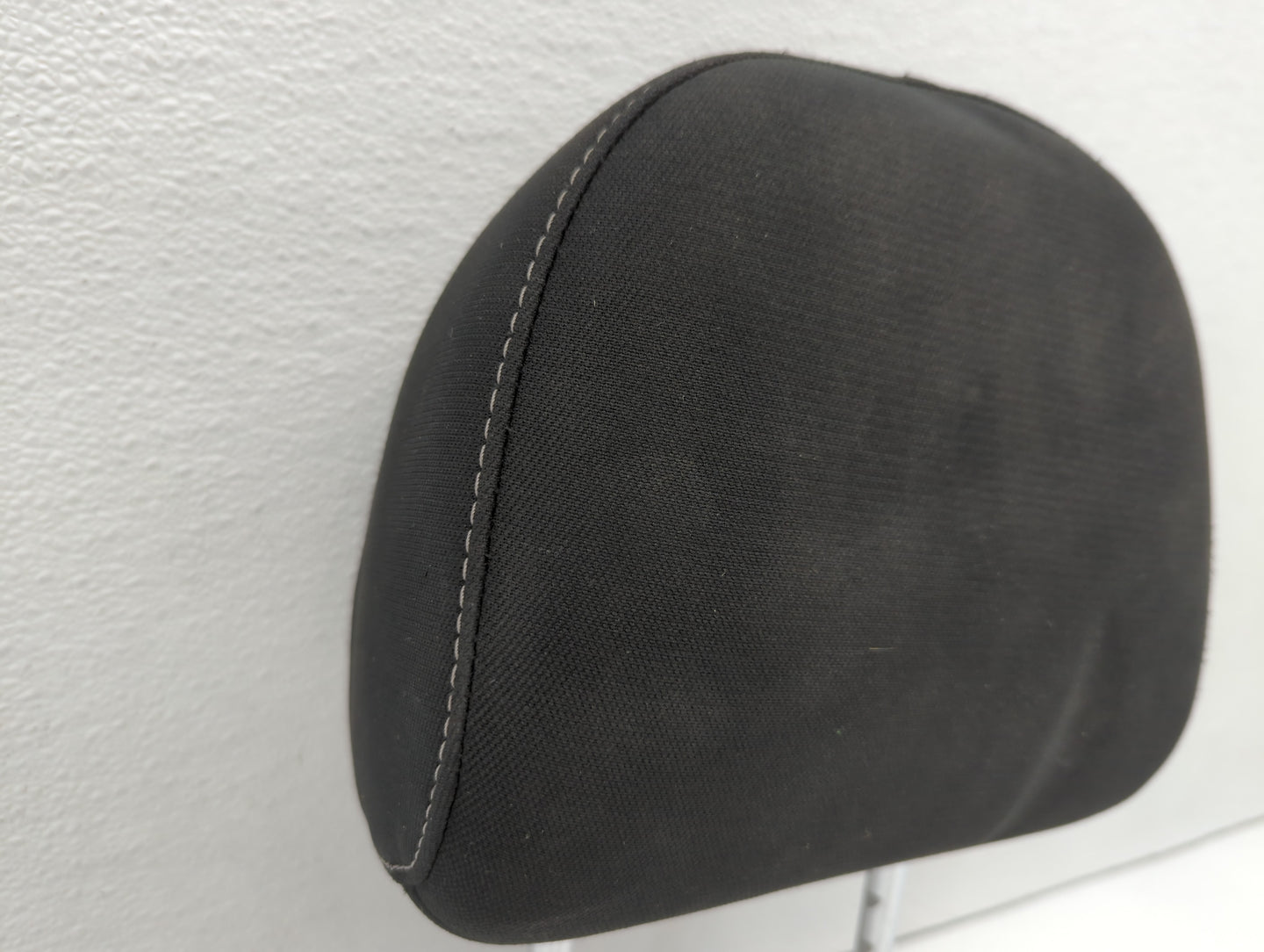2019-2019 Nissan Sentra Headrest Head Rest Front Driver Passenger Seat - Oemusedautoparts1.com