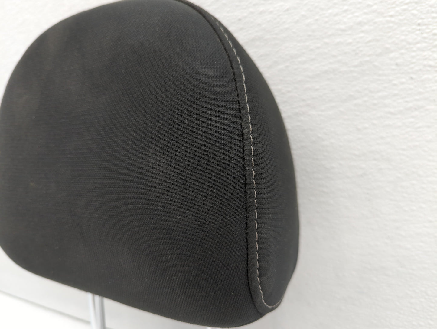 2017-2019 Nissan Sentra Headrest Head Rest Front Driver Passenger Seat - Oemusedautoparts1.com