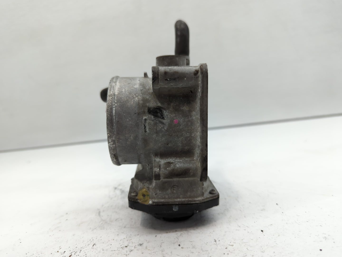 2013-2019 Nissan Sentra Throttle Body P/N:3RA60-01 Fits Fits 2013 2014 2015 2016 2017 2018 2019 OEM Used Auto Parts - Oemuse