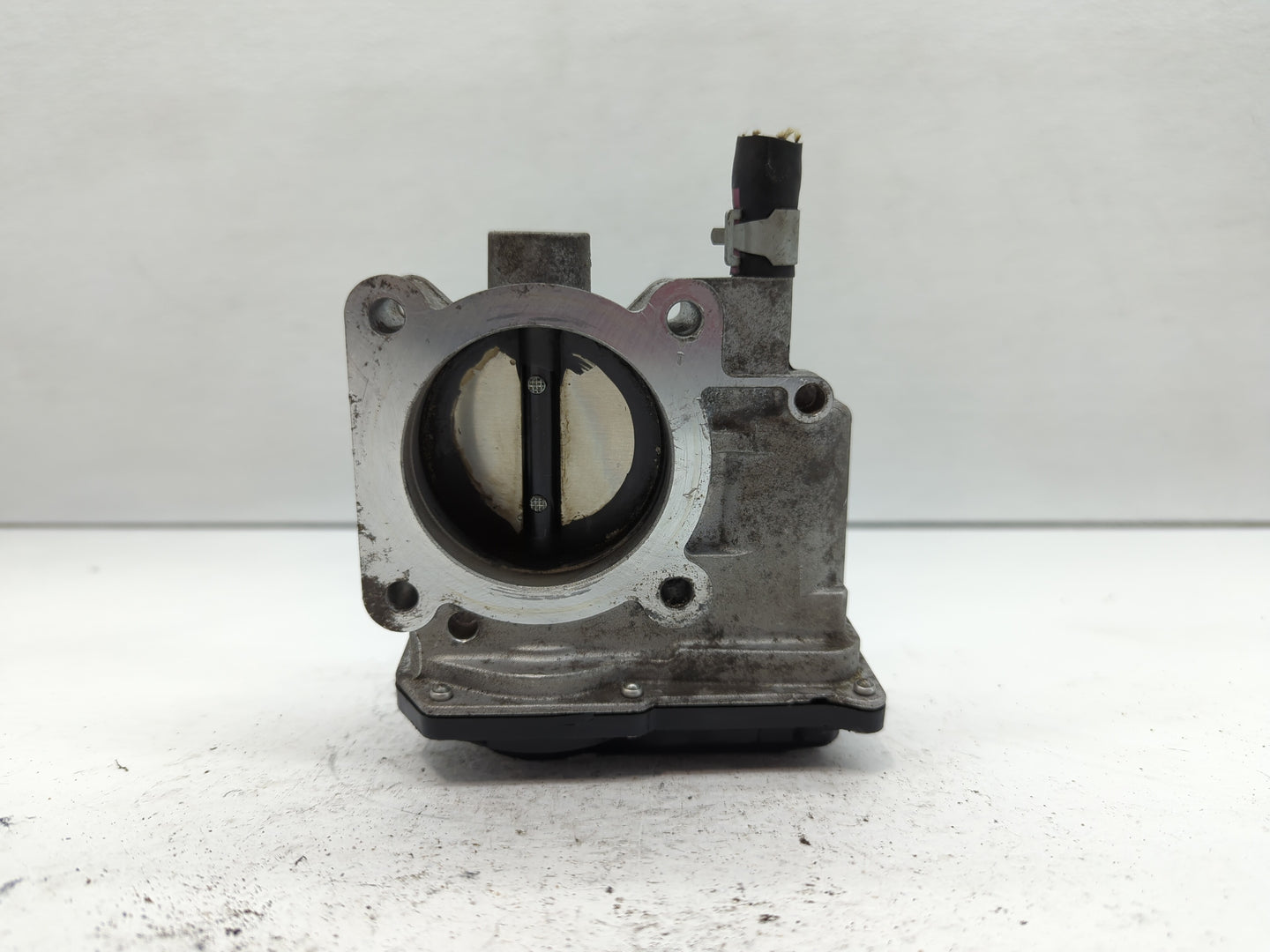 2013-2019 Nissan Sentra Throttle Body P/N:3RA60-01 Fits Fits 2013 2014 2015 2016 2017 2018 2019 OEM Used Auto Parts - Oemuse