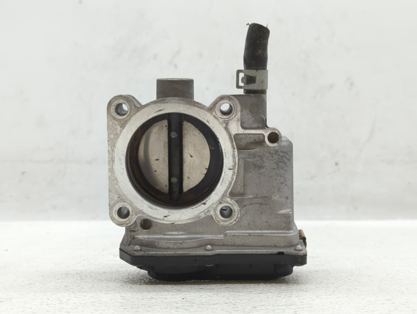 2013-2019 Nissan Sentra Throttle Body P/N:3RA60-01 E Fits Fits 2013 2014 2015 2016 2017 2018 2019 OEM Used Auto Parts - Oemu