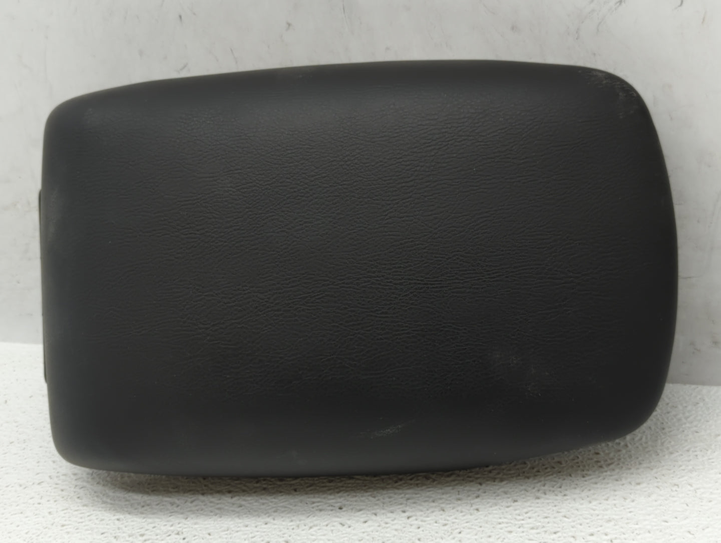 2017-2019 Nissan Sentra Center Console Armrest Cover Lid - Oemusedautoparts1.com