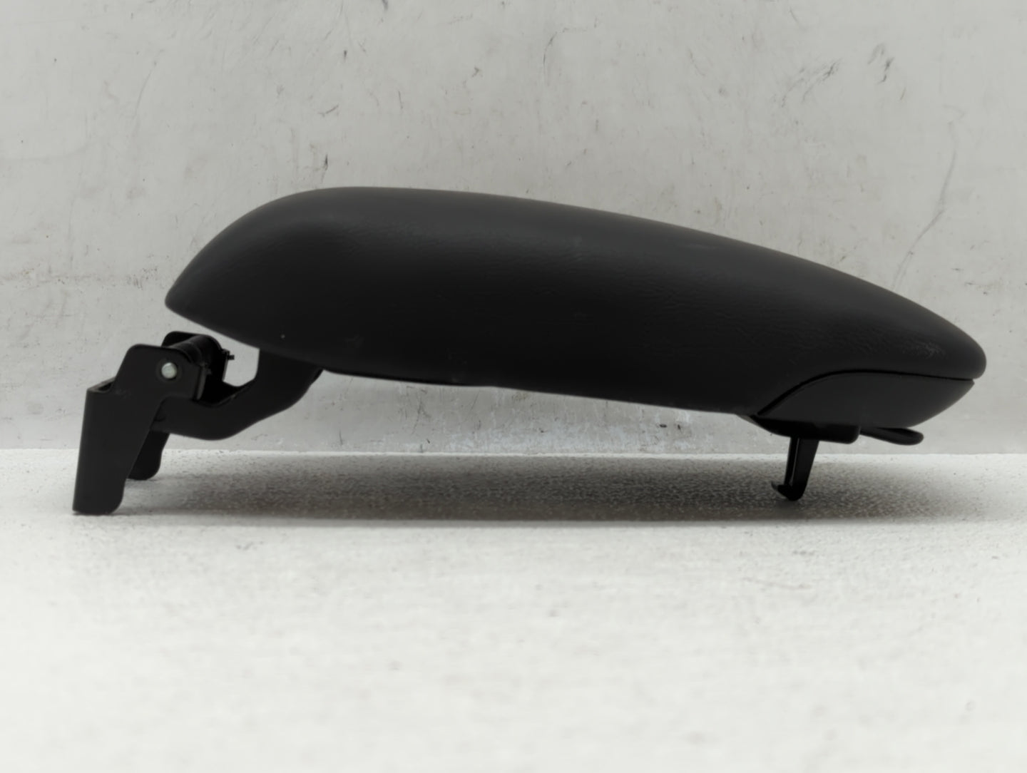2017-2019 Nissan Sentra Center Console Armrest Cover Lid - Oemusedautoparts1.com