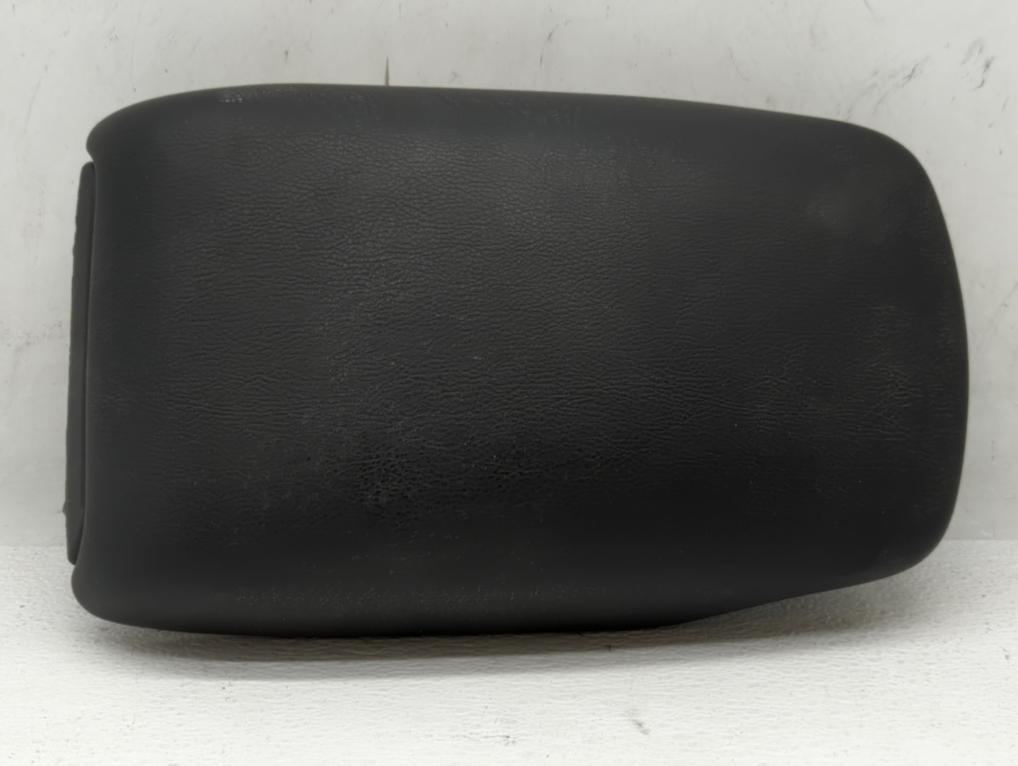 2019 Nissan Sentra Center Console Armrest Cover Lid - Oemusedautoparts1.com