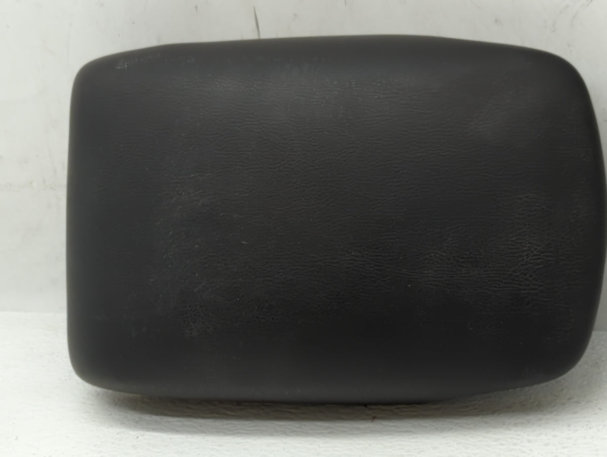 2019 Nissan Sentra Center Console Armrest Cover Lid 548467 - Oemusedautoparts1.com