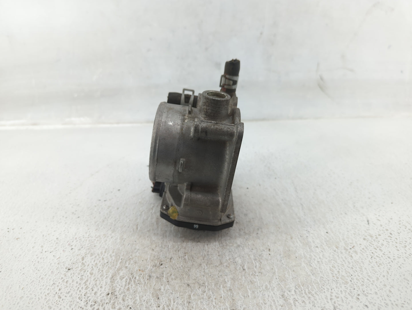 2013-2019 Nissan Sentra Throttle Body P/N:3RA60-01 E Fits Fits 2013 2014 2015 2016 2017 2018 2019 OEM Used Auto Parts - Oemu