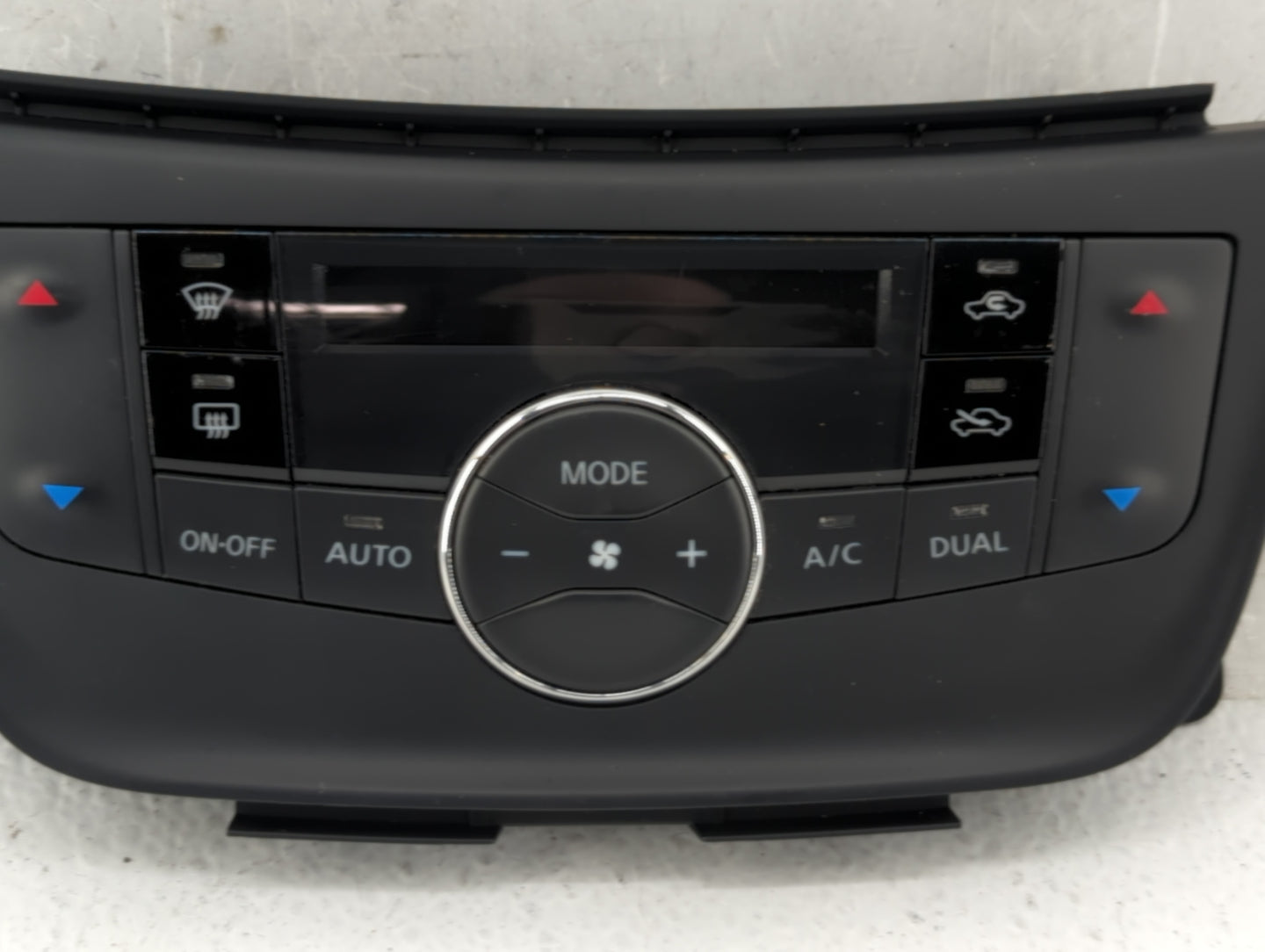 2015-2019 Nissan Sentra Climate Control Module Temperature AC/Heater Replacement P/N:27500 4AT4A Fits OEM Used Auto Parts - 