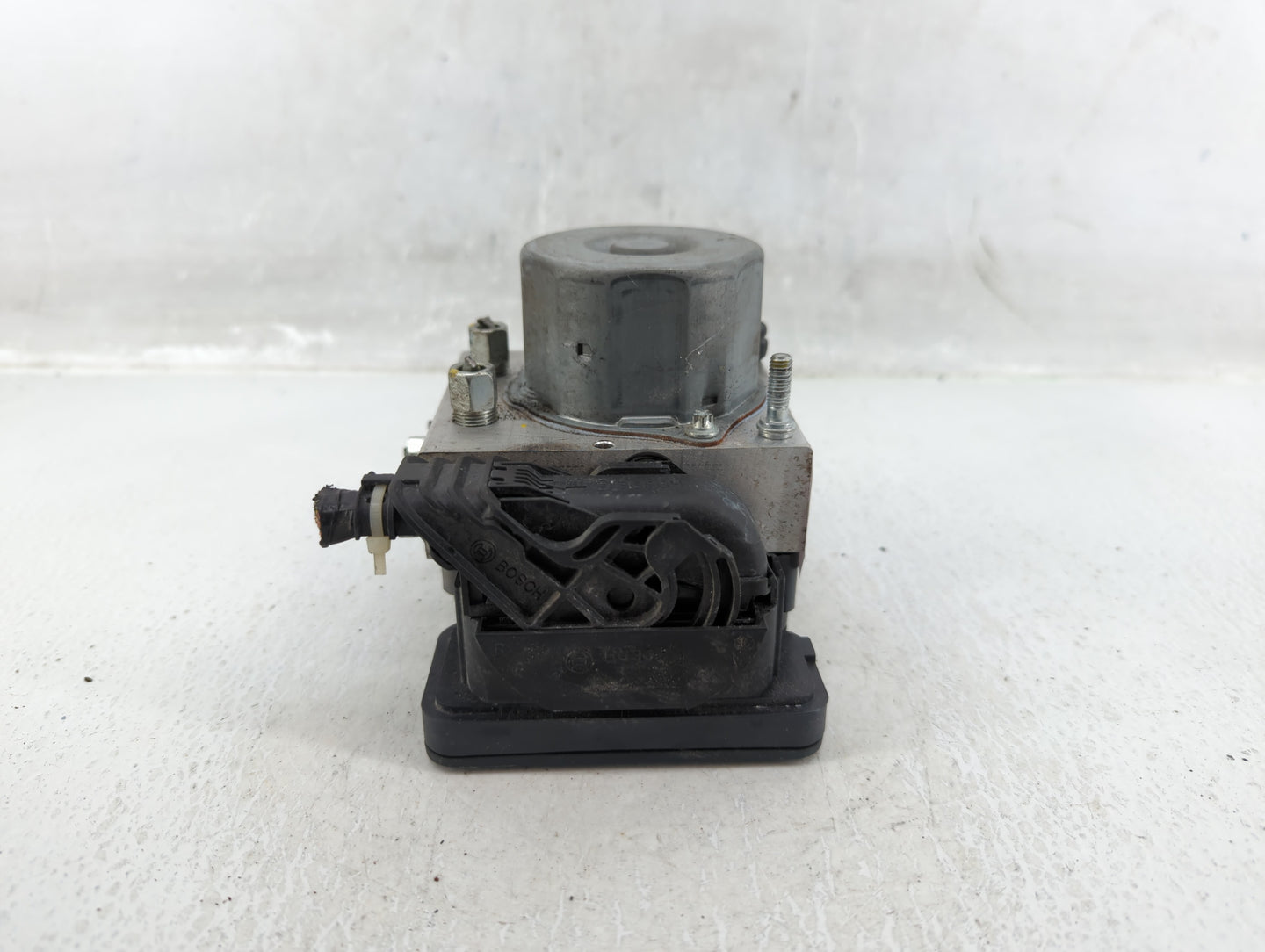 2019 Nissan Sentra ABS Pump Control Module Replacement P/N:47660 5UD0C Fits OEM Used Auto Parts - Oemusedautoparts1.com